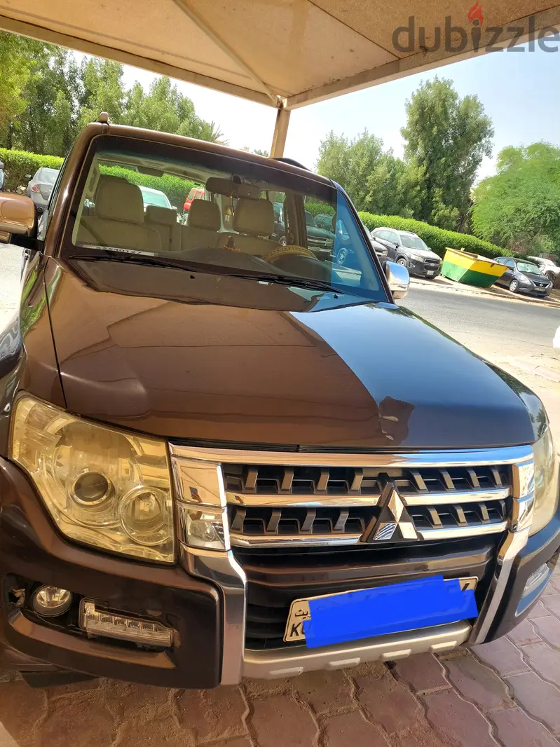 ميتسوبيشي باجيرو 2017