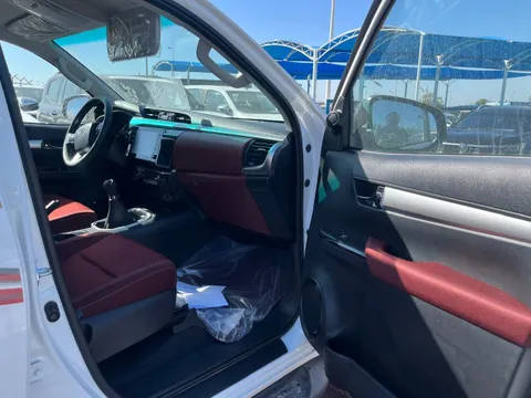 New Toyota Hilux 2025