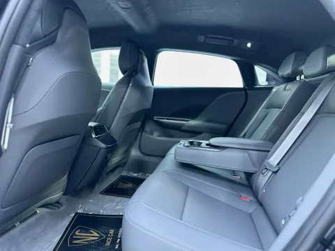 New Lucid Air 2024