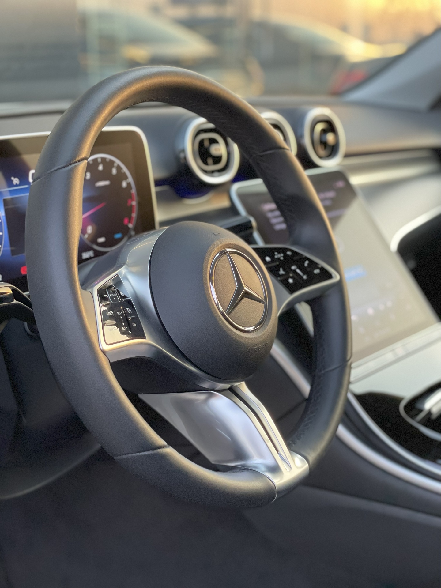 مرسيدس بنز C Class 2024