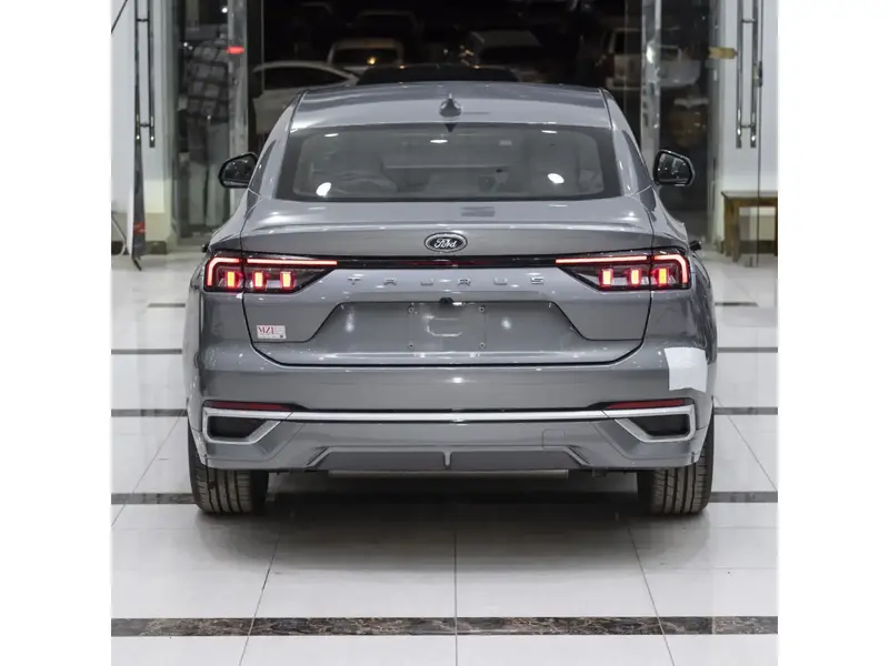 Ford Taurus 2025