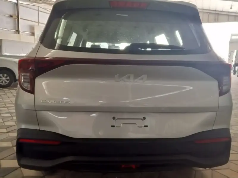 KIA Carens 2024