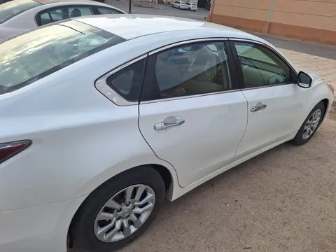 Discover undefined undefined Exterior Interior Images.Find all aspects and details of cars.