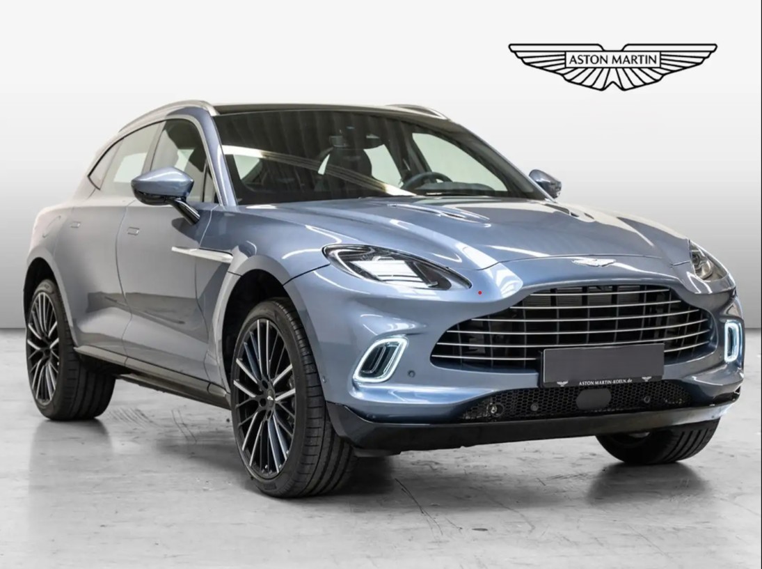 Aston Martin DBX 2024