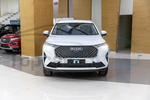 Discover undefined undefined Exterior Interior Images.Find all aspects and details of cars.