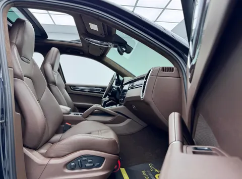 Porsche Cayenne GTS 2022
