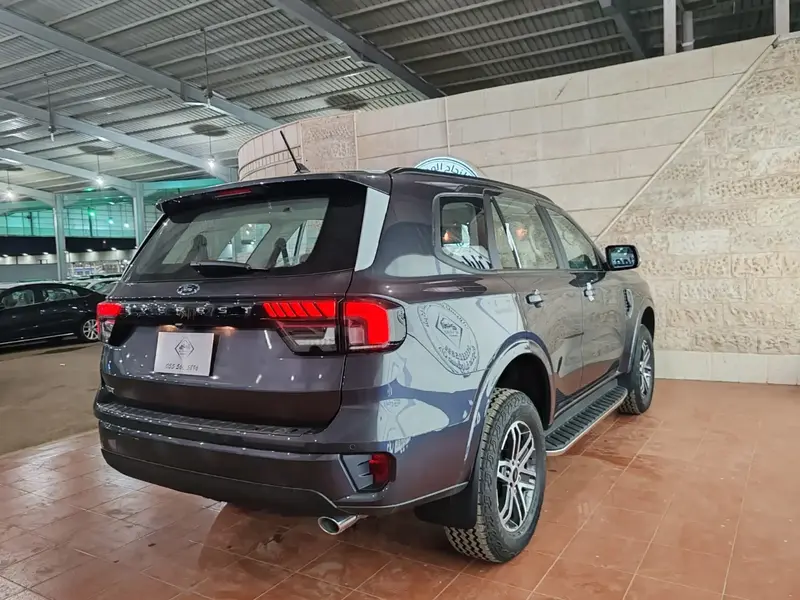 Ford EVEREST 2025