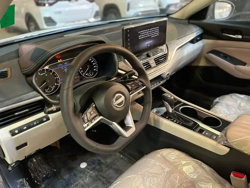 Nissan Altima 2024
