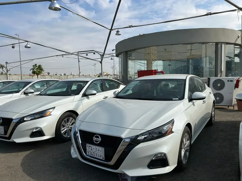 Discover undefined undefined Exterior Interior Images.Find all aspects and details of cars.