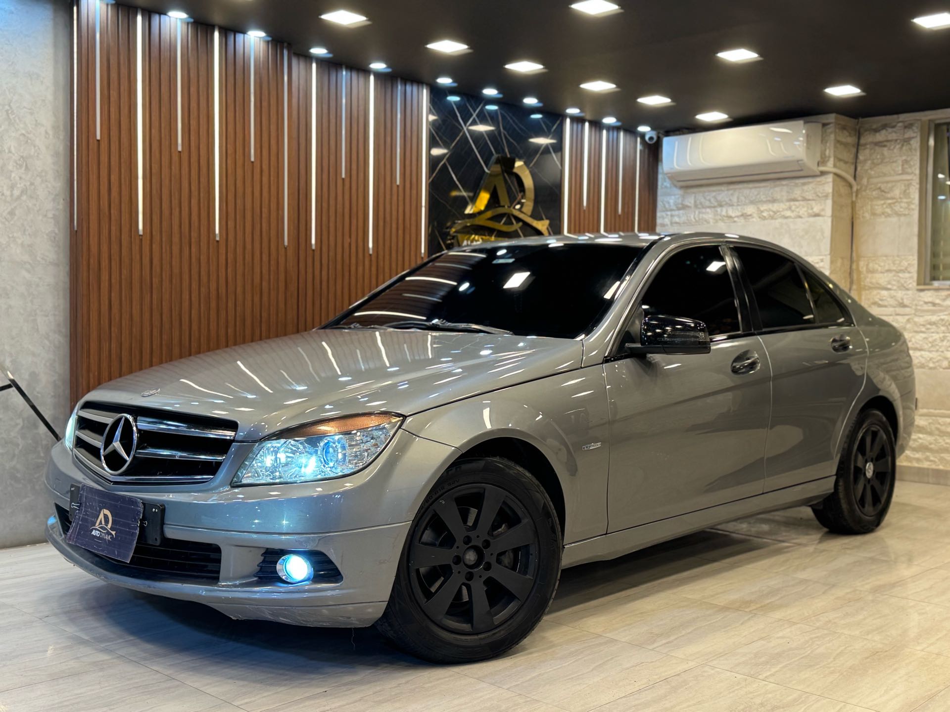 مرسيدس بنز C Class 2010