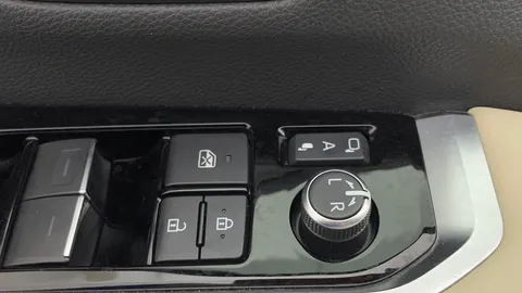 Toyota Land Cruiser 2024