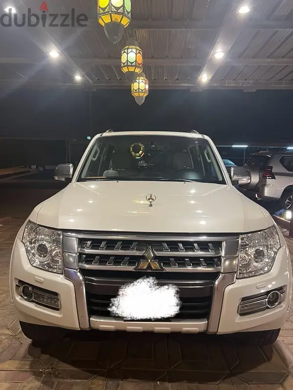 Mitsubishi Pajero 2020