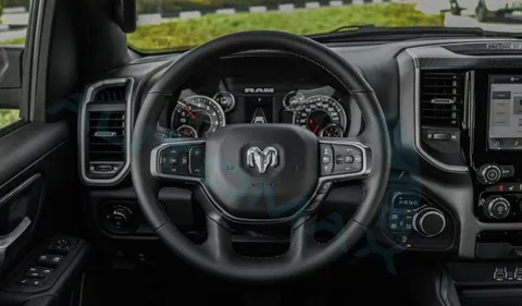 New RAM 1500 Big Horn Crew Cab 2025