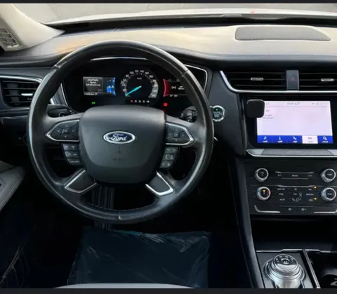 Discover undefined undefined Exterior Interior Images.Find all aspects and details of cars.