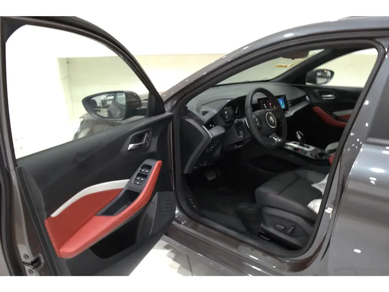 MG GT 2024