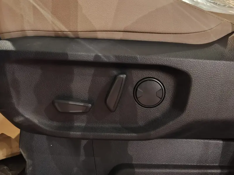 Ford EVEREST 2025