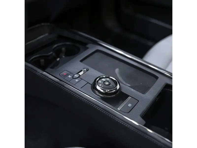 Ford Taurus 2025
