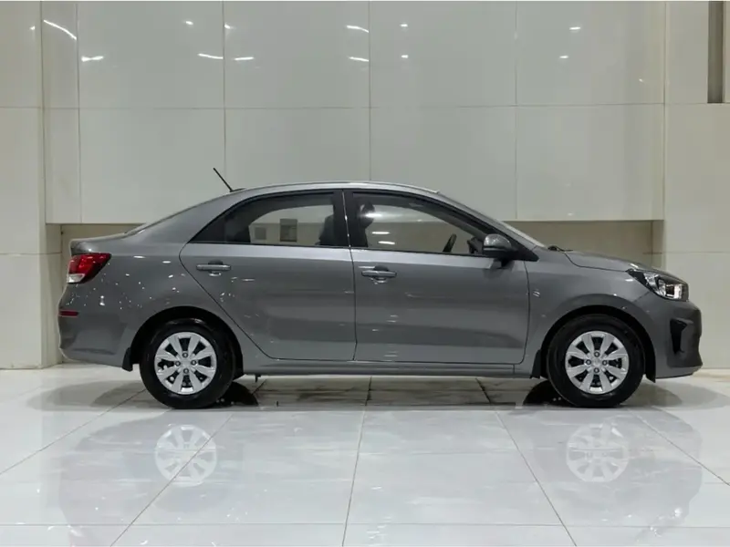 KIA Pegas 2025