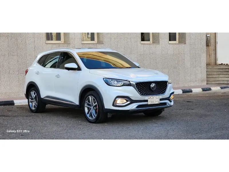 MG HS 2021