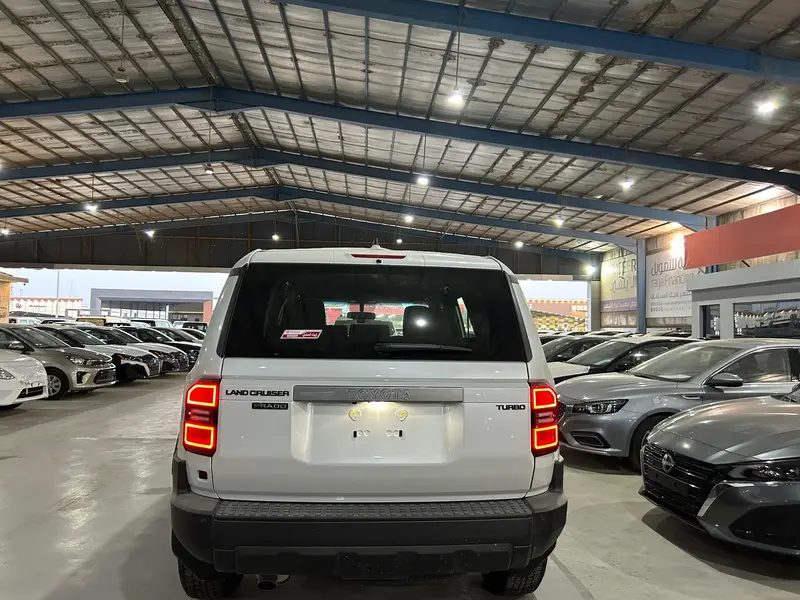 Toyota Prado 2025