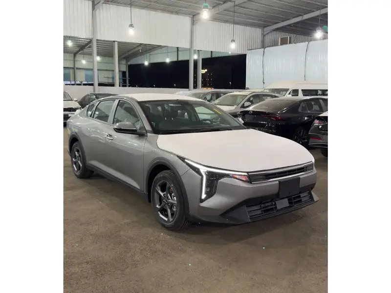 Discover undefined undefined Exterior Interior Images.Find all aspects and details of cars.