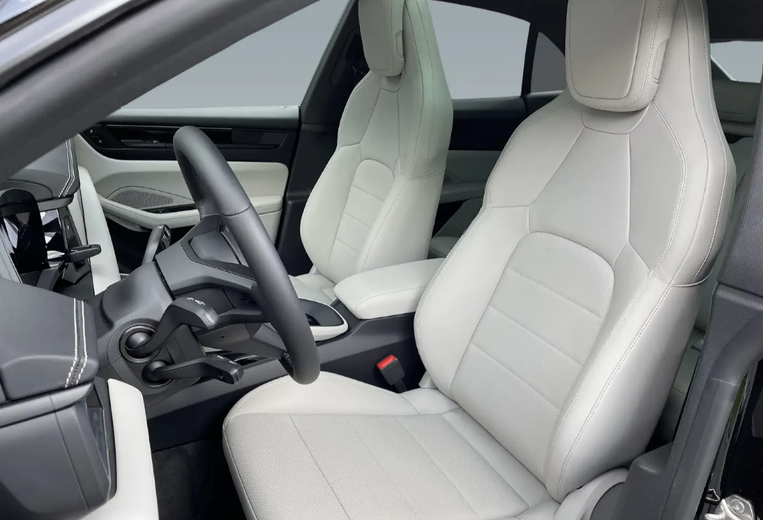 بورش ماكان 2025