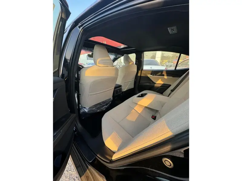 Toyota Camry 2025