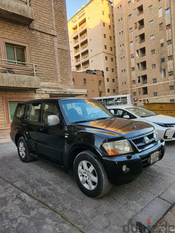 ميتسوبيشي باجيرو 2007