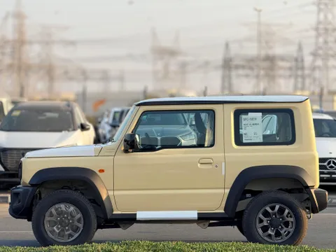 Discover undefined undefined Exterior Interior Images.Find all aspects and details of cars.