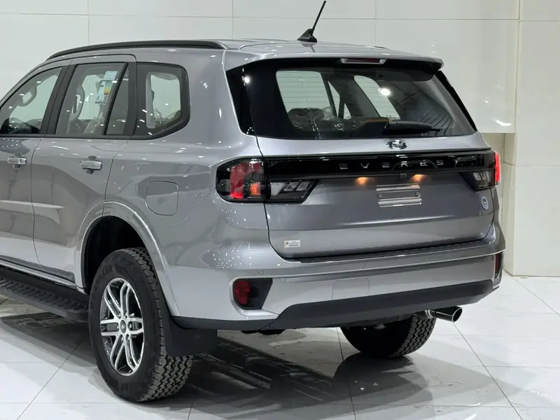 Ford EVEREST 2024