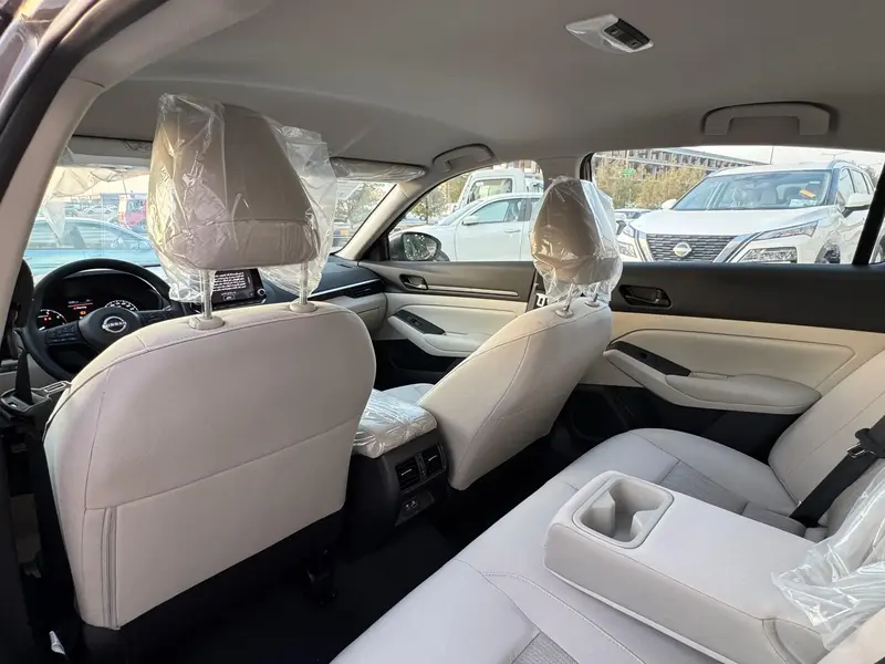 Nissan Altima 2025