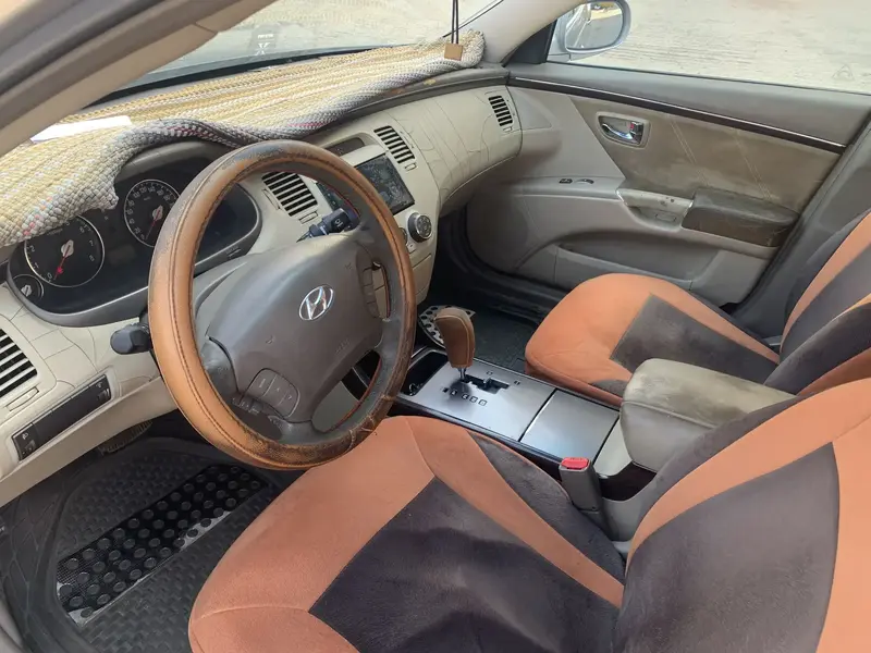 Hyundai Azera 2011