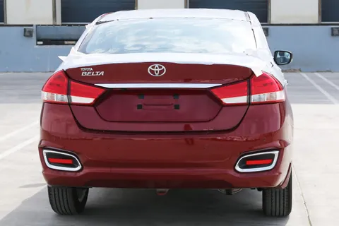 Discover undefined undefined Exterior Interior Images.Find all aspects and details of cars.