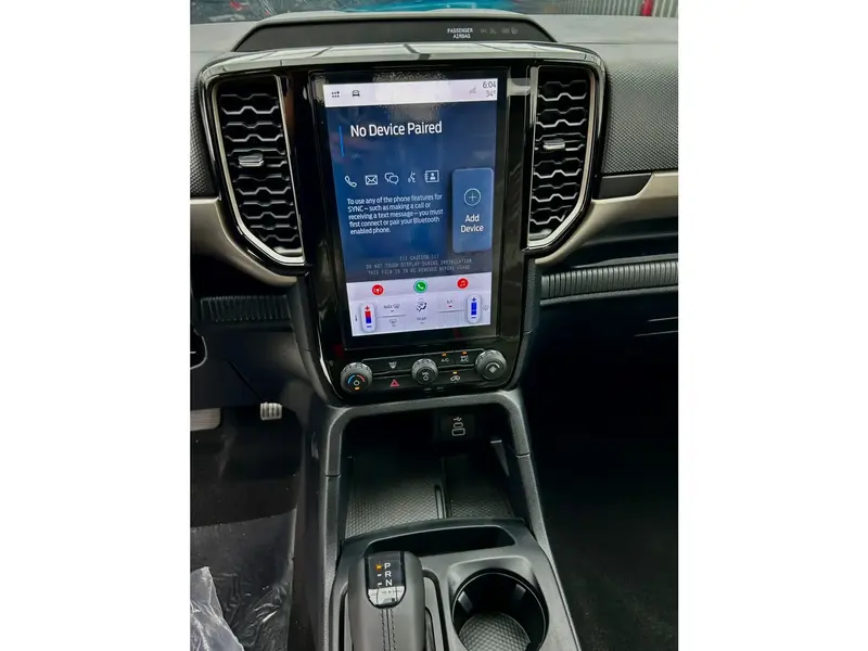 Ford EVEREST 2024