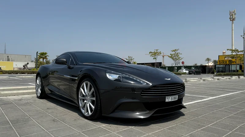 Aston Martin Vanquish 2017