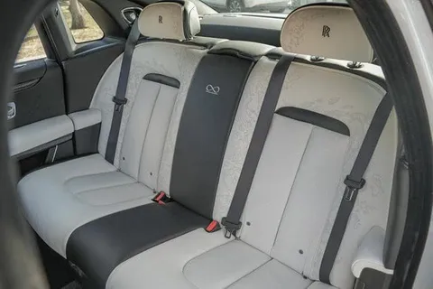 New Rolls Royce Ghost 6.6L Black Badge 2025