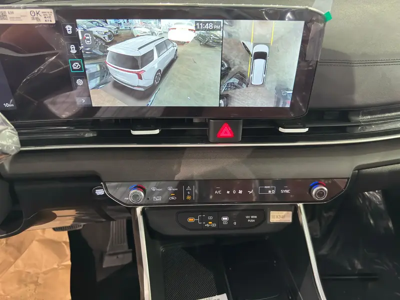 KIA Carnival 2025