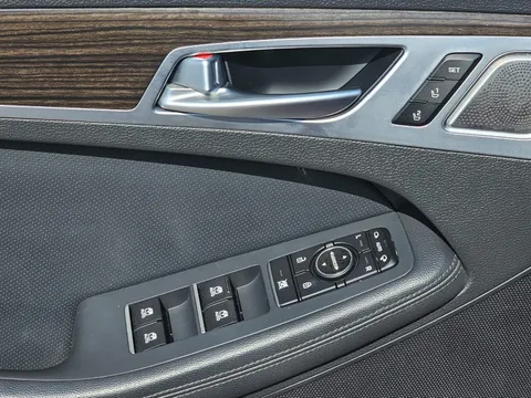 Genesis G80 3.8L Premium 2019