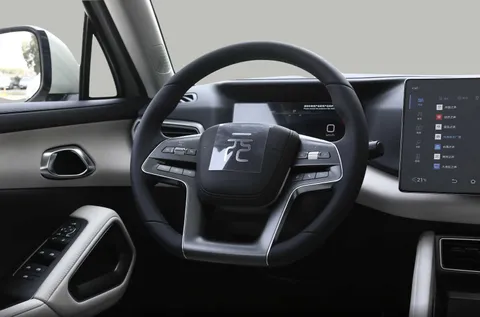 Discover undefined undefined Exterior Interior Images.Find all aspects and details of cars.