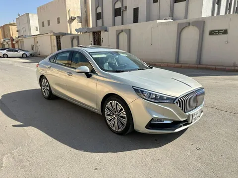 Discover undefined undefined Exterior Interior Images.Find all aspects and details of cars.