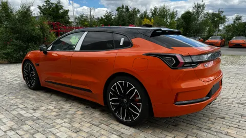 Discover undefined undefined Exterior Interior Images.Find all aspects and details of cars.