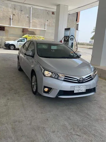 Toyota Corolla  1.6 Limited 2015