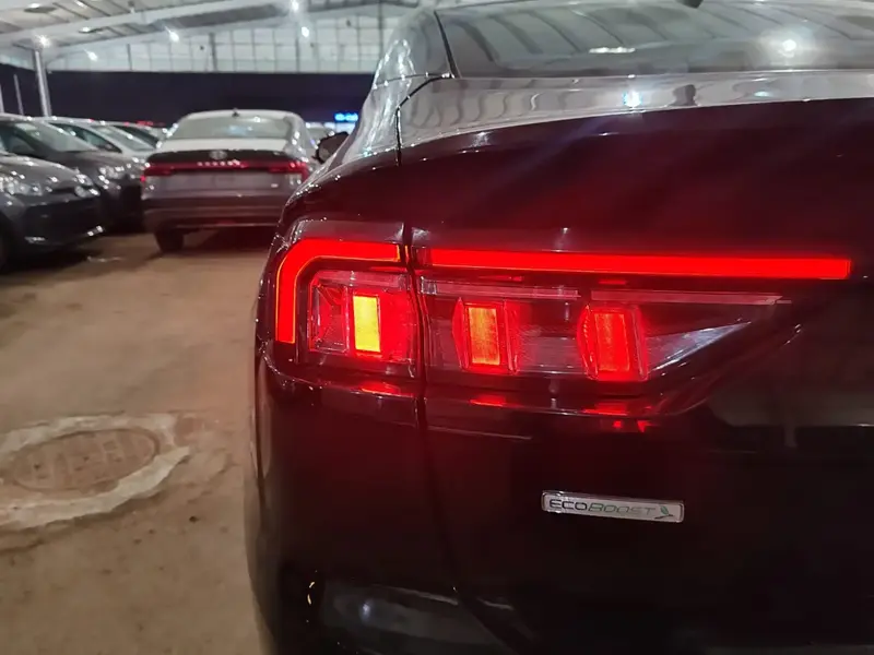 Ford Taurus 2023