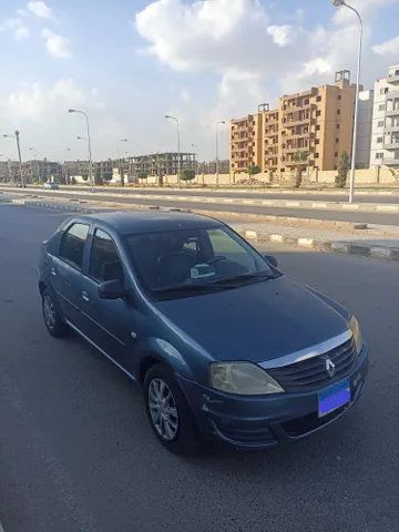 Renault Logan 4 Door 1.6L Manual 2014