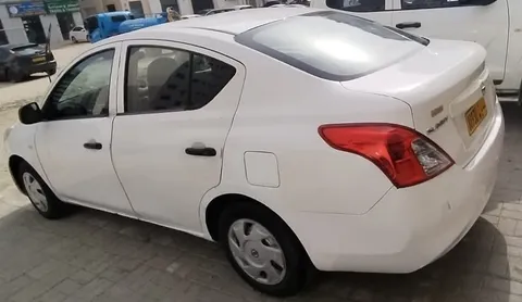 Nissan Sunny 1.5 Mid 2013