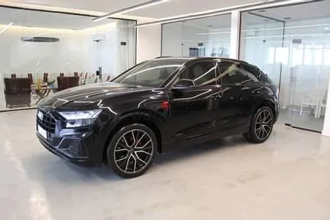 Discover undefined undefined Exterior Interior Images.Find all aspects and details of cars.