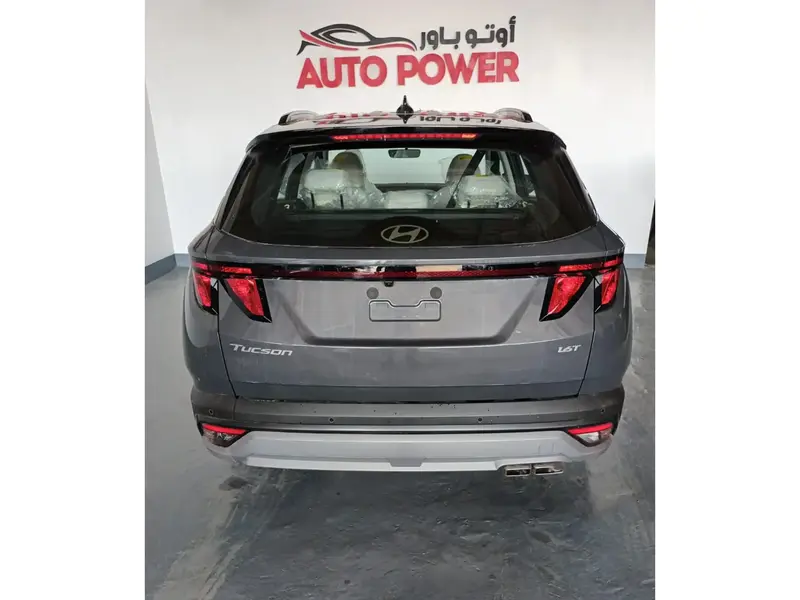 Discover undefined undefined Exterior Interior Images.Find all aspects and details of cars.