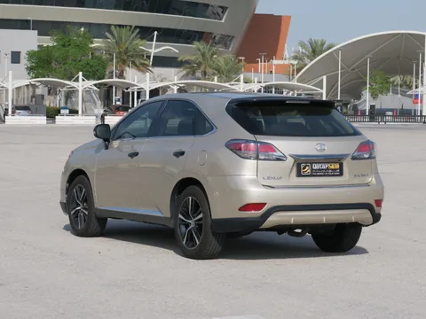 Discover undefined undefined Exterior Interior Images.Find all aspects and details of cars.