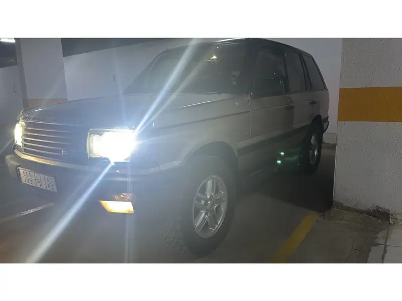 Land Rover Defender 2001