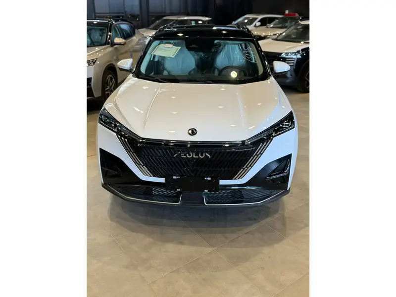 Discover undefined undefined Exterior Interior Images.Find all aspects and details of cars.